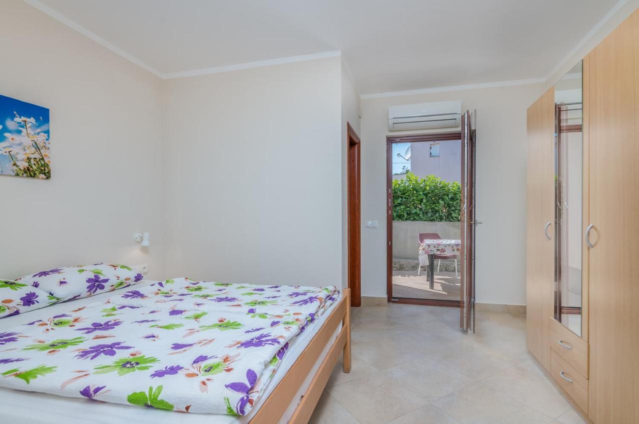Apartmani Josip Porat  Εξωτερικό φωτογραφία